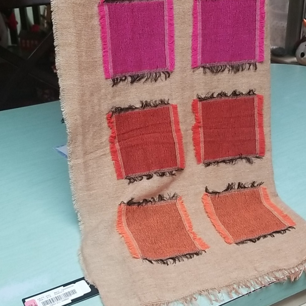 Scarf - Picture 2 of 6